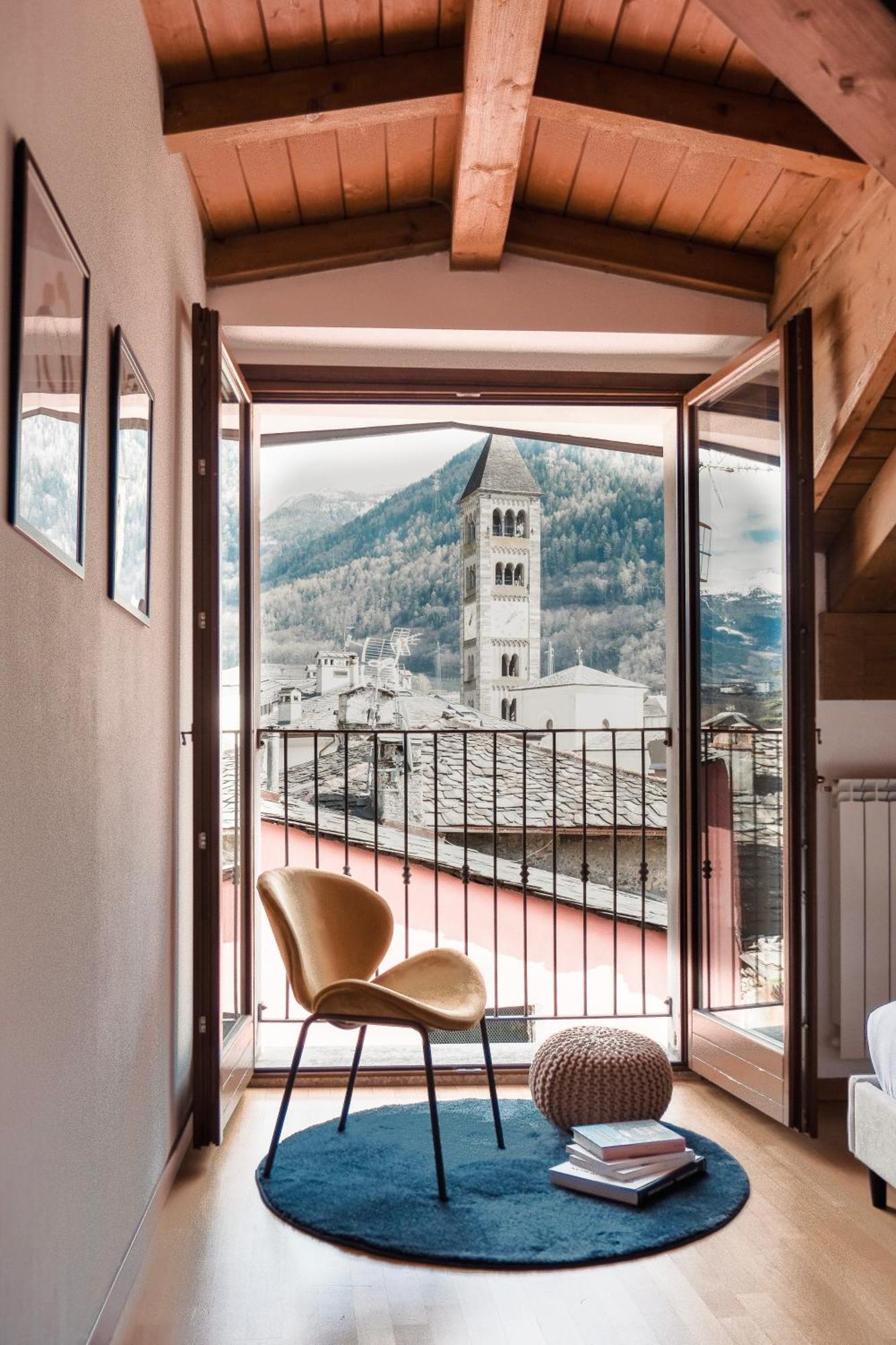 Penthouse Con Vista 6 Minuti Dal Bernina Express Apartment Tirano Exterior foto