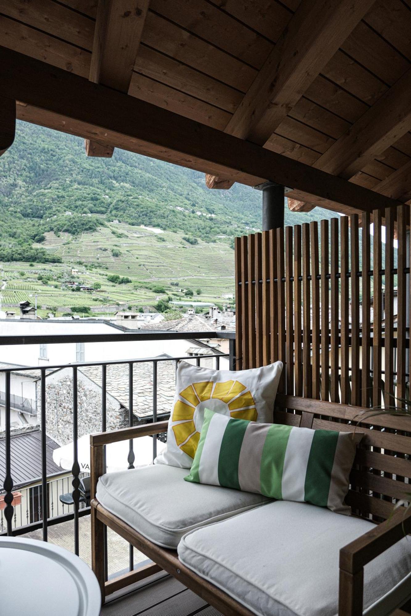 Penthouse Con Vista 6 Minuti Dal Bernina Express Apartment Tirano Exterior foto